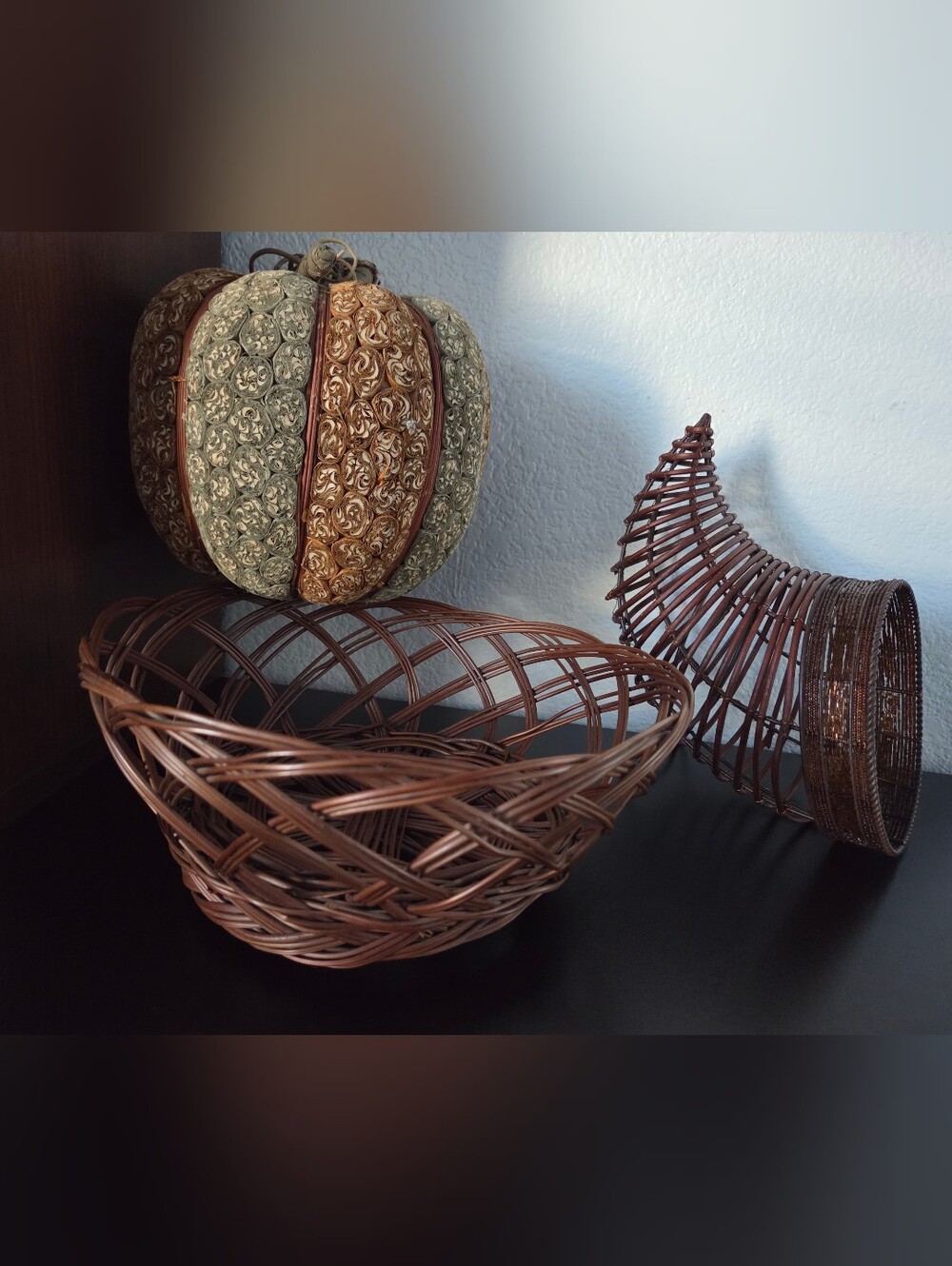 Fall Home Accent Decor Pumpkin Cornucopia Basket